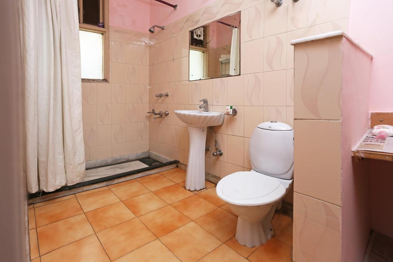 OYO 1242 near MG Road Hotel Gurgaon Exterior foto
