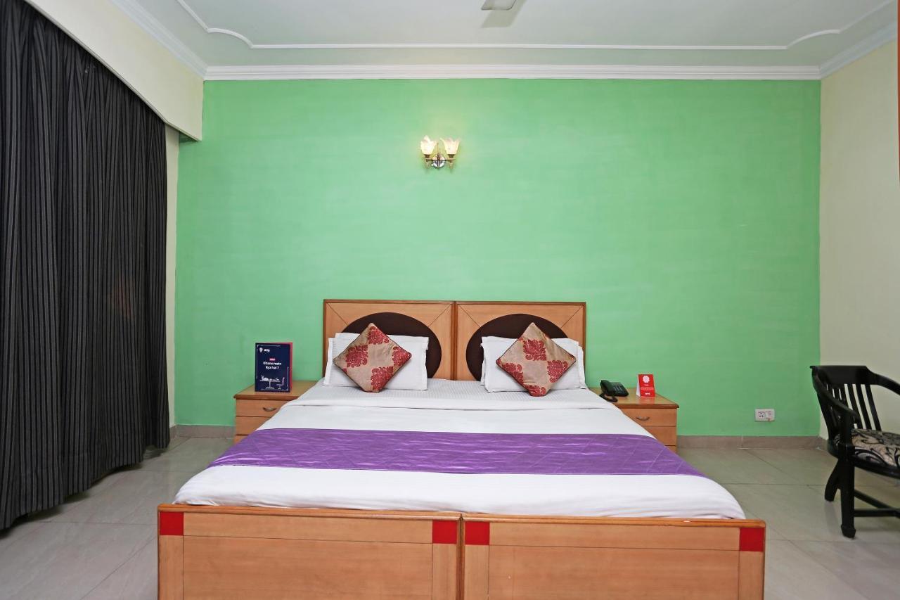 OYO 1242 near MG Road Hotel Gurgaon Exterior foto